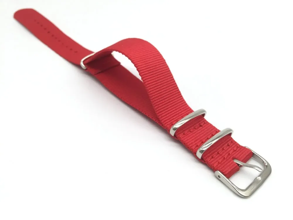 レッドナイロンストラップ男性 & 女性 18 ミリメートル  - Nato Strap Nylon のレビューと価格