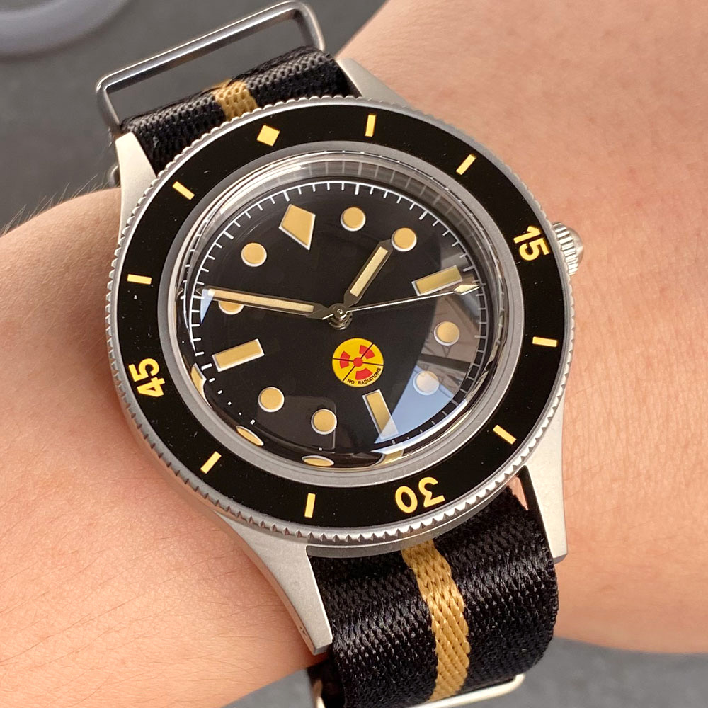 タンディオ ダイブウォッチ ジャパン NH35ムーブメント  - Seiko Watch Presage のレビューと価格